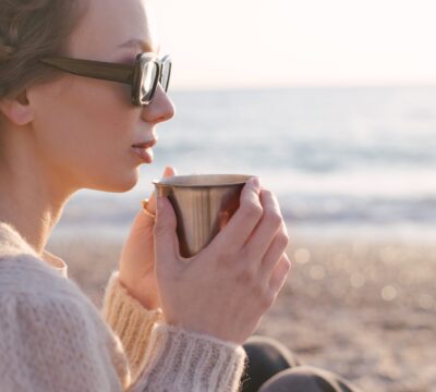 TWOJE MYŚLI KSZTAŁTUJĄ TWOJĄ RZECZYWISTOŚĆ